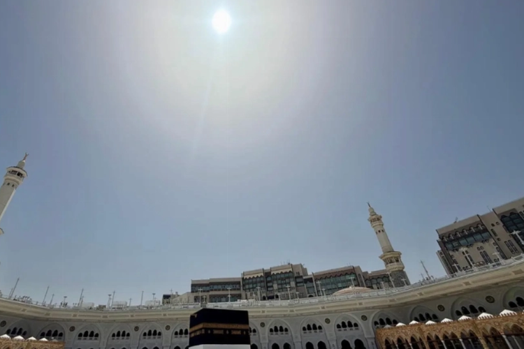 Fenomena Matahari Tepat di Atas Kabah, Bisa Jadi Rujukan Koreski Arah Kiblat