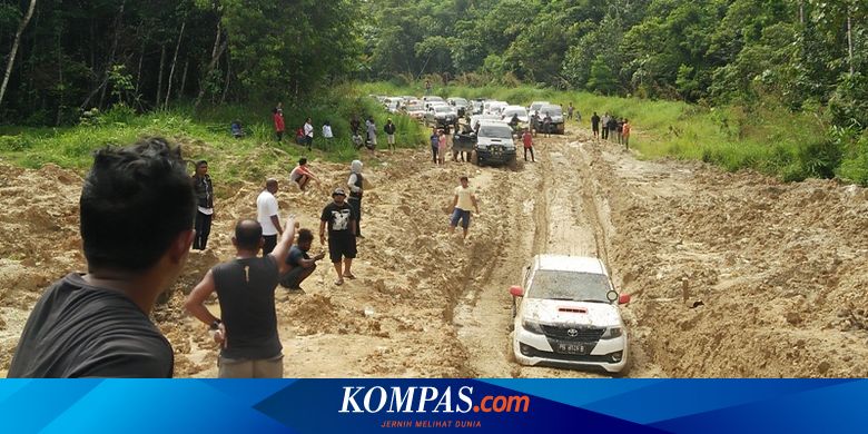 Merasakan Rusaknya Jalan Trans Papua Barat Manokwari-Bintuni