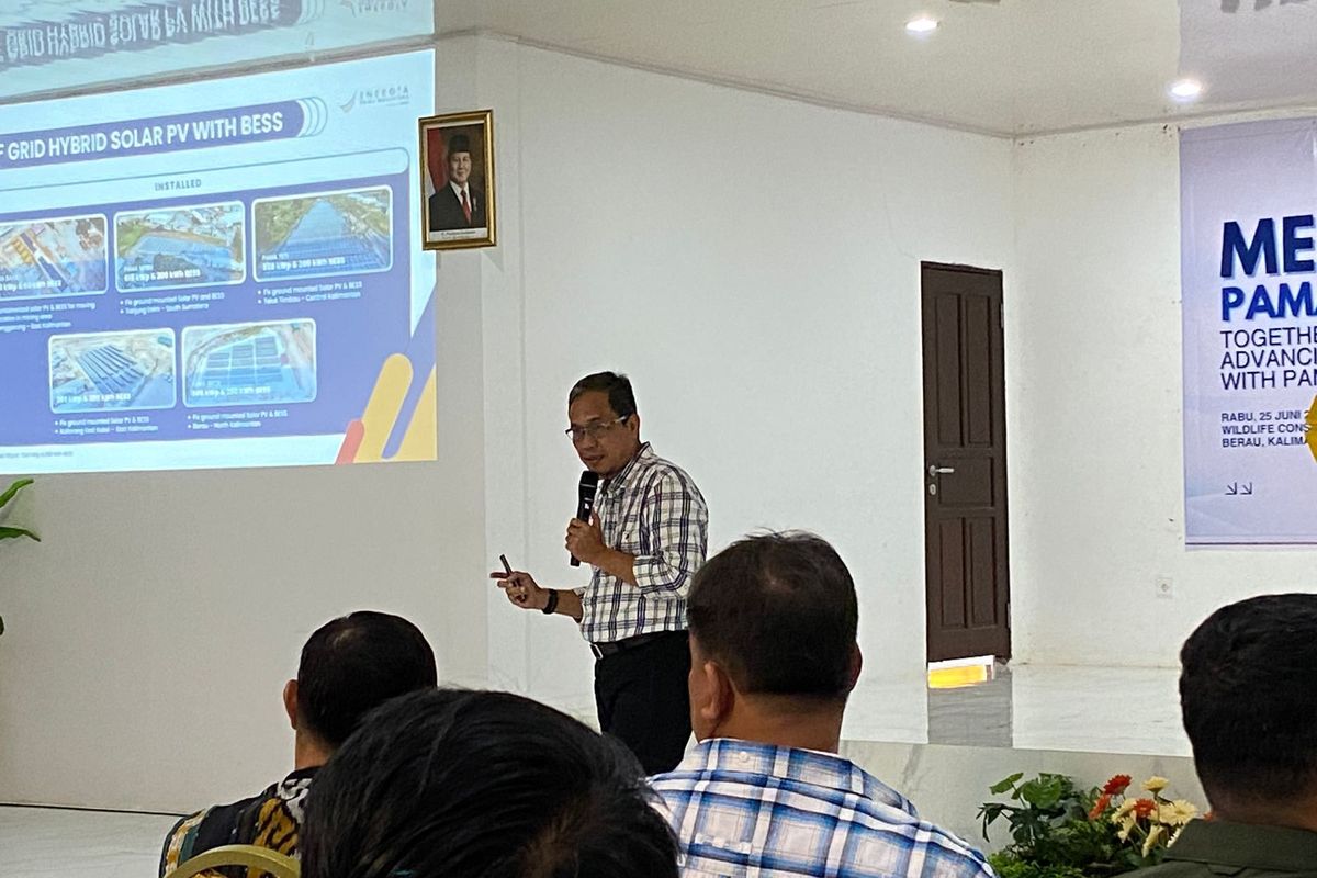 Director Operation and Engineering EPN, Eko Harry Ariadin, menjelaskan proyek hidrogen untuk bahan bakar, Rabu (25/6/2025).