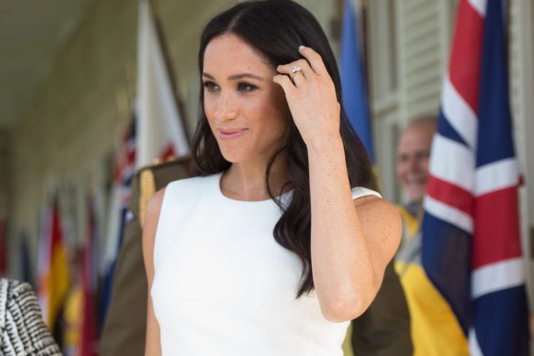 Meghan Markle kerap tampil dengan busana kasual dalam beberapa waktu terakhir, setelah resmi keluar dari keanggotaan Kerajaan Inggris.