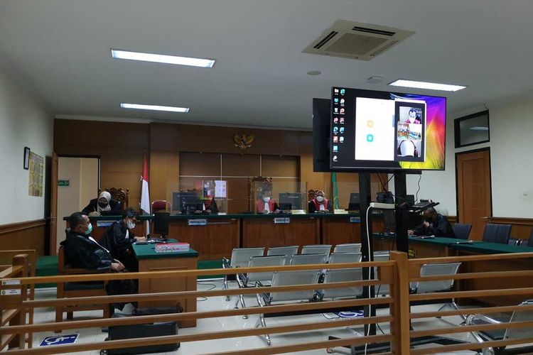 Terbukti Korupsi Uang Nasabah Rp4,8 Miliar, Teller BUMD Kabupaten Serang Divonis Lima Tahun