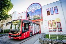 Bayern Munchen Pakai Bus Listrik MAN sebagai Armada Resmi