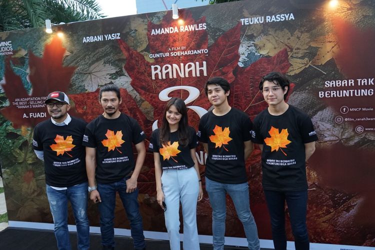 Para pemain film Ranah 3 Warna.