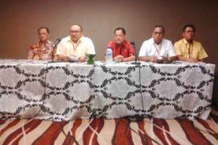 Pertemuan Ketua DPD Partai Golkar kubu Agung Laksono di Surabaya.