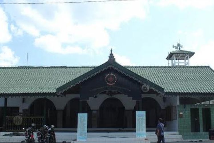 Masjid Pathok Negoro Babadan, peninggala Sultan HB I.
