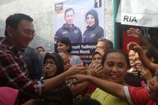 Saat Ahok Masuk Gang Sempit yang Penuh Poster Agus dan Anies...