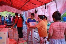 Kemensos Salurkan Bantuan bagi Pengungsi Erupsi Gunung Lewotobi