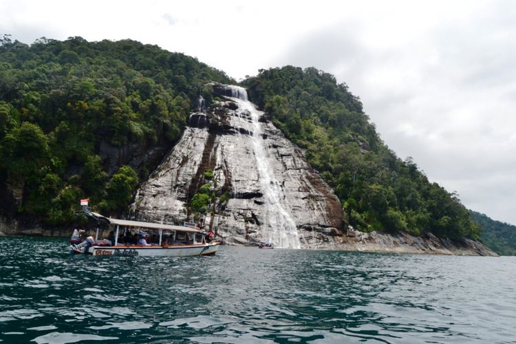 Pulau Mursala di Kabupaten Tapanuli Tengah, Sumatera Utara