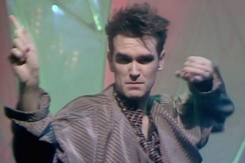 Nostalgia dengan Lirik dan Chord Lagu Asleep dari The Smiths