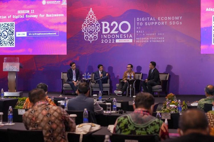 Acara G20 Side Event yang diinisiasi oleh Kementerian Koperasi dan UKM (KemenKopUKM) bersama Kamar Dagang Indonesia (Kadin) bertajuk B20 Indonesia Digital Economy to Support SDGs secara hybrid, Senin (8/8).