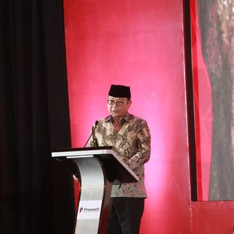 Burhanuddin Abdullah, Board of Advisors Prasasti Center for Policy Studies, menyoroti bahwa tantangan utama ekonomi Indonesia bukan semata menjaga pertumbuhan, melainkan kemampuan untuk keluar dari pola lama dan memanfaatkan momentum secara lebih strategis. Hal ini disampaikannya dalam pidato pembukaan Prasasti Economic Forum 2026 di Jakarta (29/1/2026).

