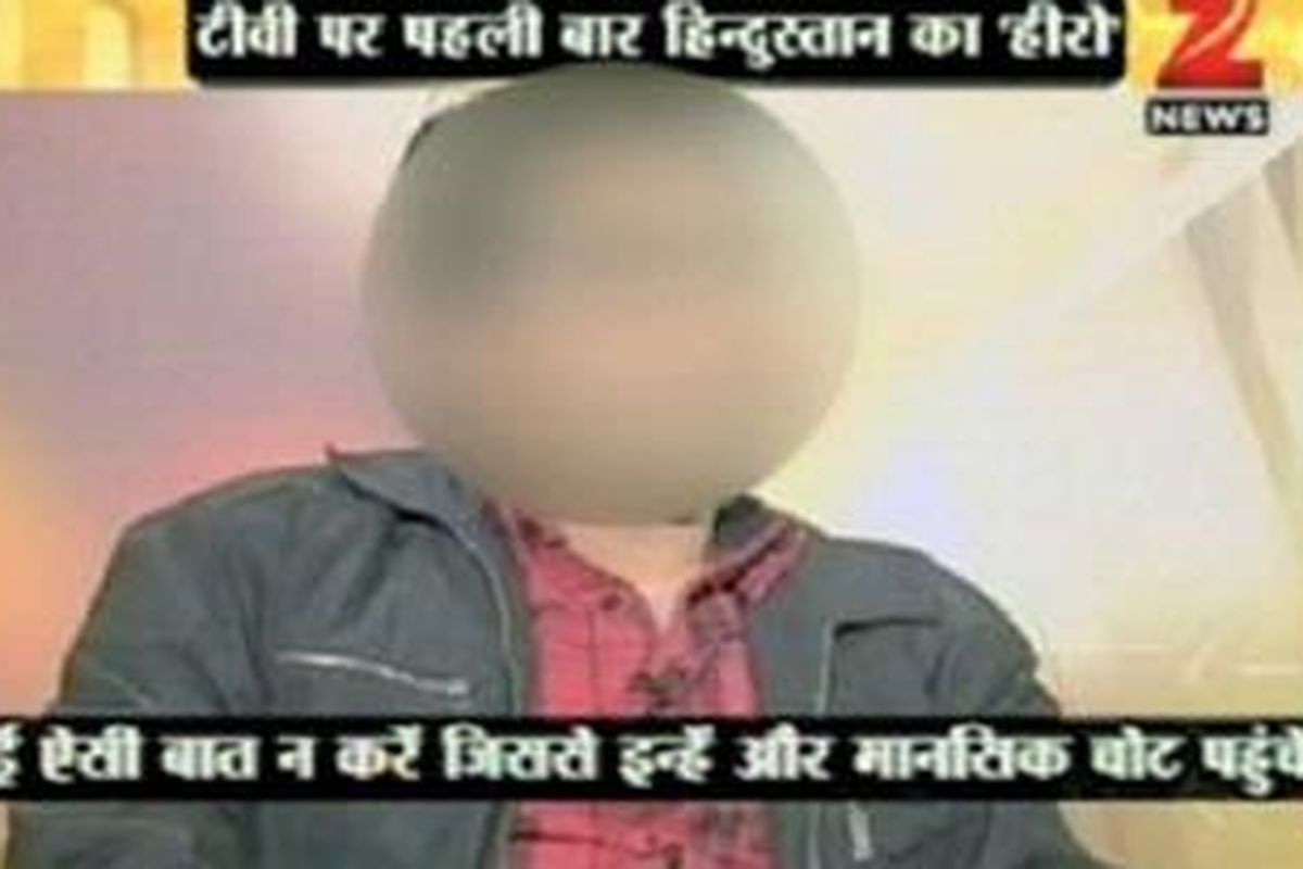 Teman perempuan yang ikut menjadi korban serangan menyebut polisi lamban tiba di lokasi.