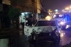 Kaki Sempat Tergencet Pembatas Jalan, Sopir Taksi Kabur Setelah Kecelakaan 