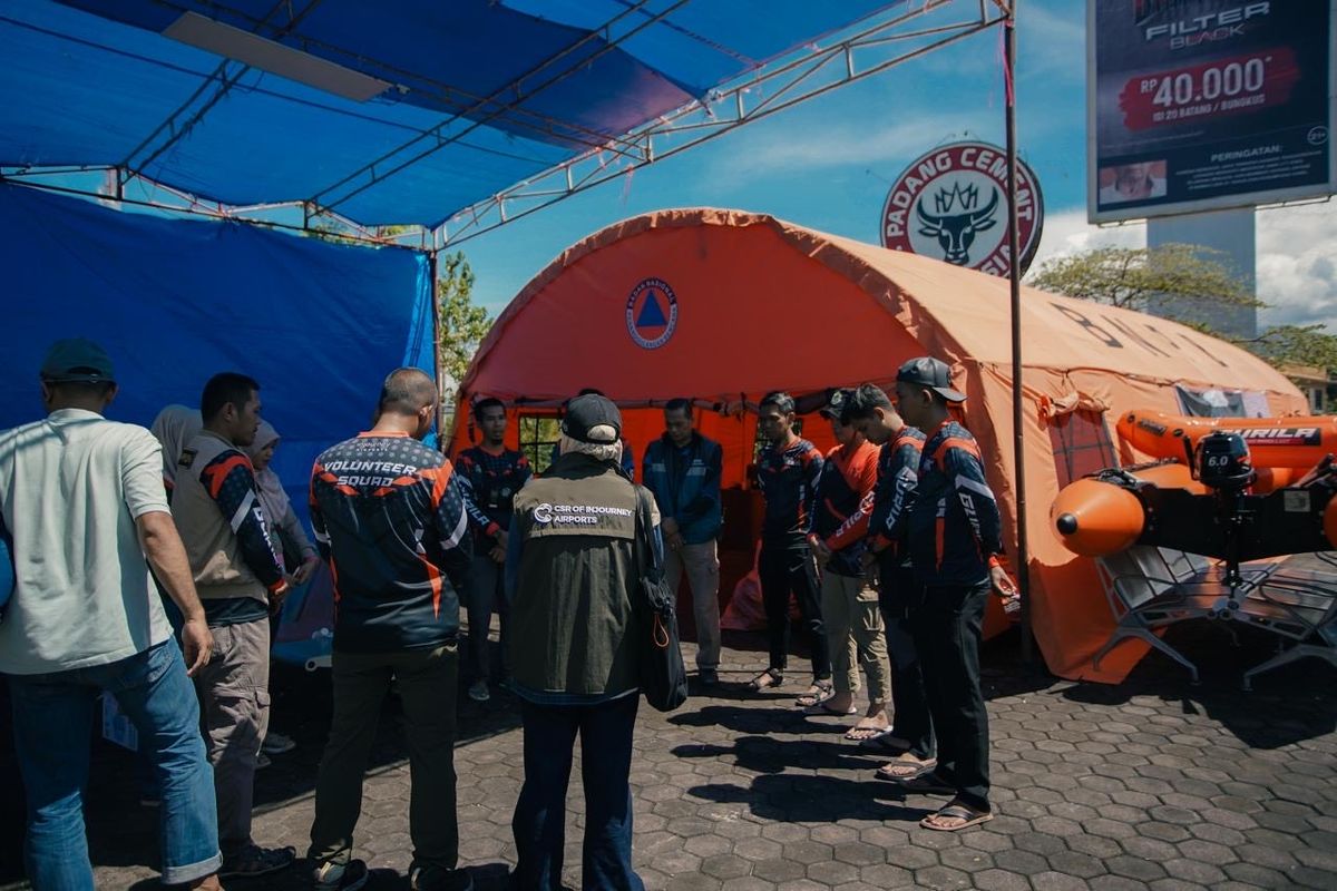 Tiga bandara PT Angkasa Pura Indonesia (InJourney Airports) membuka posko bantuan untuk mendukung korban bencana di Aceh, Sumatra Utara dan Sumatra Barat.