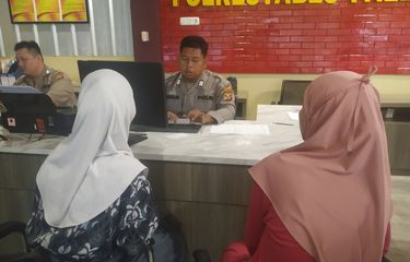 Pulang Sekolah, Siswi SMA di Palembang Ditodong Pistol Pria ...