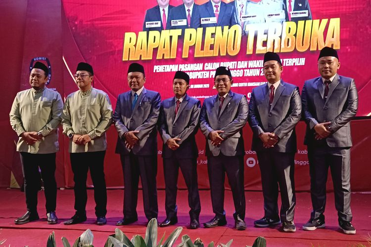 KPU Kabupaten Probolinggo menetapkan pemenang dan bupati-wakil bupati terpilih. 