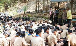 Dari Bambu hingga PLTMH, Peserta Perkemahan Pramuka Santri Nusantara VI Belajar Jaga Lingkungan di Kawasan Ekowisata Boon Pring
