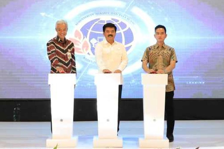 Menteri ATR/Kepala BPN Hadi Tjahjanto mendeklarasikan Surakarta menjadi Kota Lengkap pada Rabu (10/05/2023).