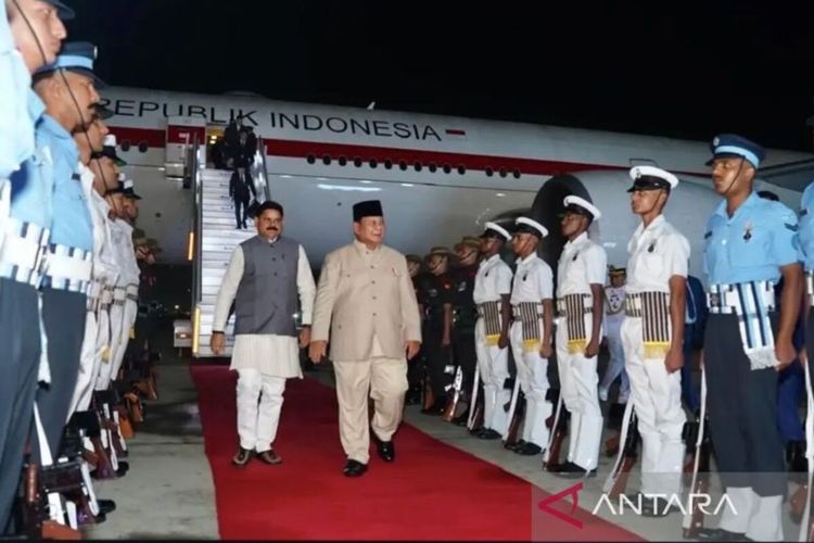 Presiden Prabowo Tiba di India Hadiri KTT ke-18 BRICS
