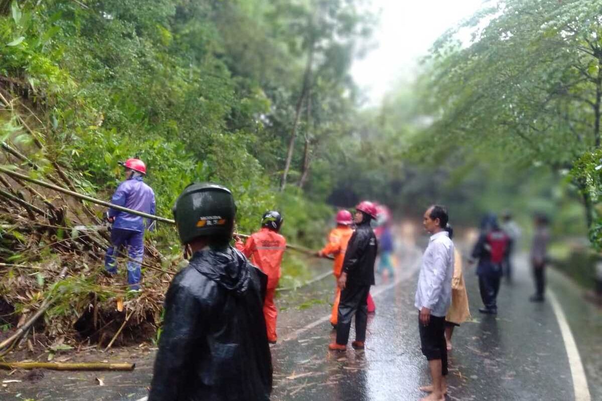 Waspada Lewati Jalur Alternatif Magelang Saat Akhir Tahun, Sejumlah Titik Rawan Longsor