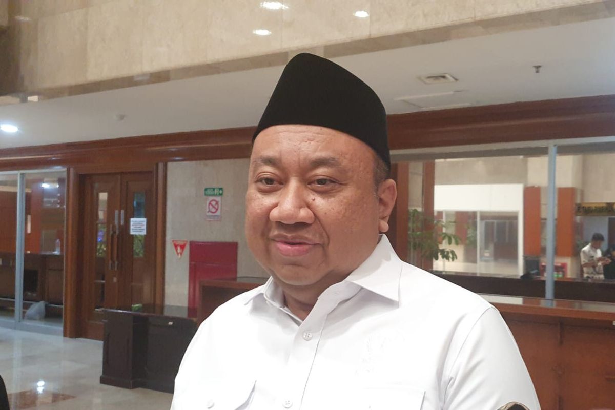 Wakil Ketua Komisi X DPR RI Lalu Hadrian Irfani saat ditemui di Gedung DPR RI, Selasa (22/4/2025).
