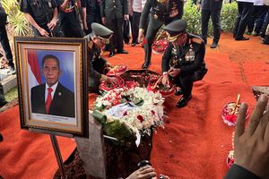 Ryamizard Dimakamkan Dekat 2 Menteri Era Orde Baru di TMP Kalibata