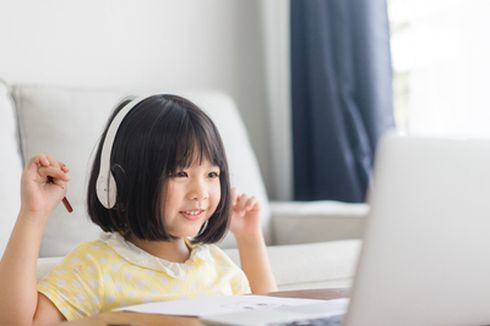 5 Langkah untuk Mengelola Stres pada Anak Saat Belajar Online