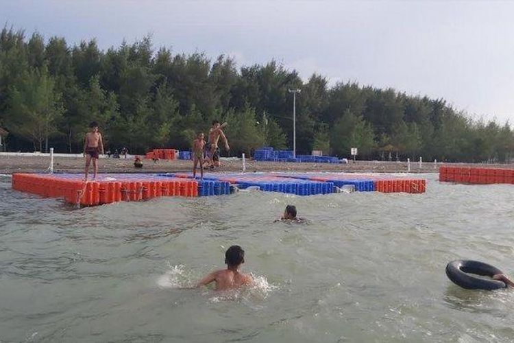 Pantai Alam Indah, salah satu tempat wisata di Tegal.