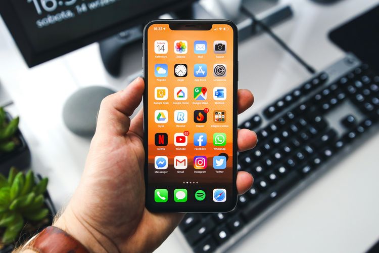 Atasi Panas Berlebih pada iPhone: Solusi Praktis dan Tenang