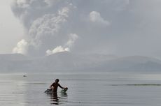 Pejabat Filipina: Gunung Taal Sangat Kecil, tapi Berbahaya