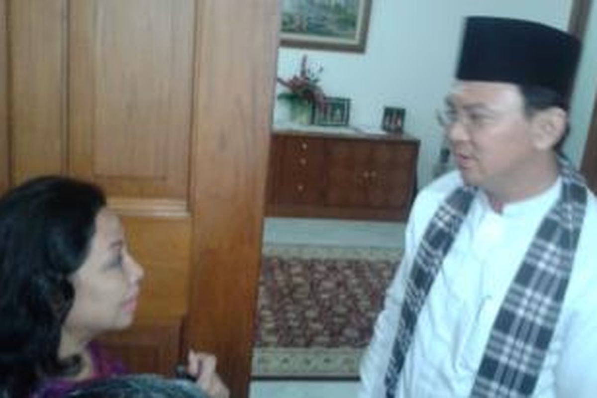 Wakil Gubernur DKI Jakarta Basuki Tjahaja Purnama saat menegur Kepala BPKD Endang Widjajanti, di Balaikota Jakarta, Jumat (16/5/2014)