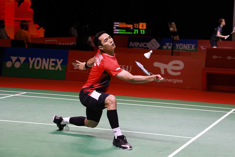 Penampilan tunggal putra Indonesia Jonatan Christie pada babak 32 besar (putaran pertama) Indonesia Masters 2021, Rabu (17/11/2021)