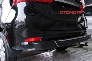 Insiden Jaecoo J5 EV Robohkan SPKLU: Waspada Modifikasi Mobil