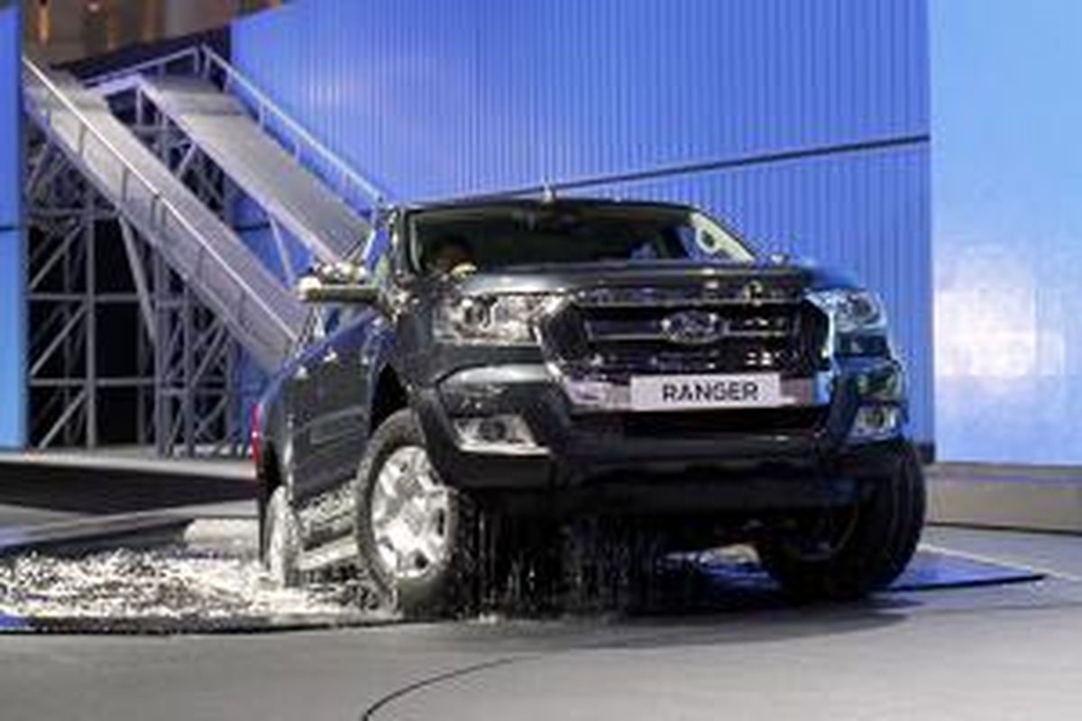 Ford New Ranger saat melakukan debut global di Bangkok International Motor Show 2015.