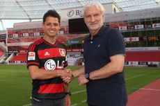 Suporter dan Gaya Main Jadi Alasan Chicharito Pilih Leverkusen