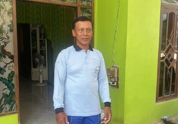 Sawah Jadi Laut, Pria Demak Ini Pilih Bertahan Saat Tetangga Mengungsi