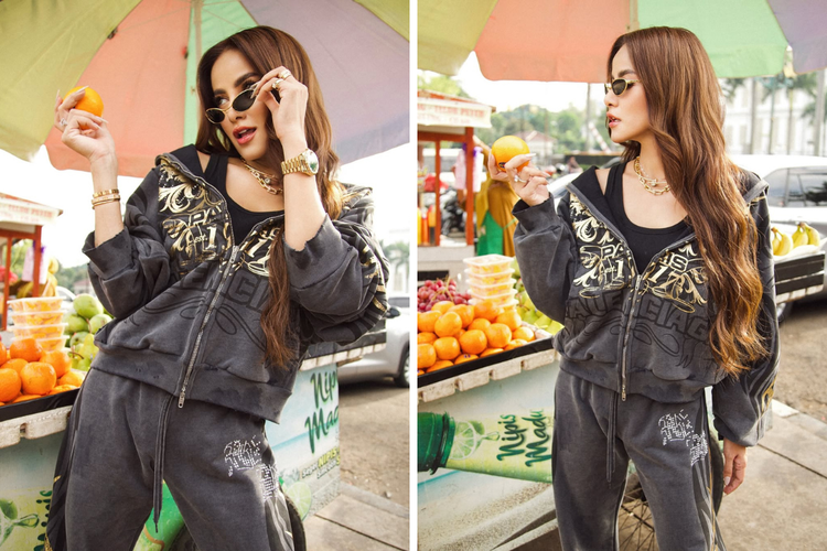 Olla Ramlan kembali tampil mencuri perhatian dengan gaya busananya yang glamor dan bold. Simak selengkapnya.