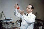 Kisah Hidup Jonas Salk, Jatuh Cinta pada Sains dan Berujung Menemukan Vaksin Polio
