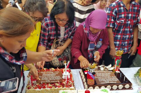 Rayakan Ultah Jokowi-Ahok di Kalijodo, Ada Kue Monas dan Ondel-ondel