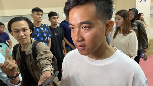 Gibran Persilakan Bawaslu Telusuri Kegiatan Bagi-bagi Susu di CFD Jakarta