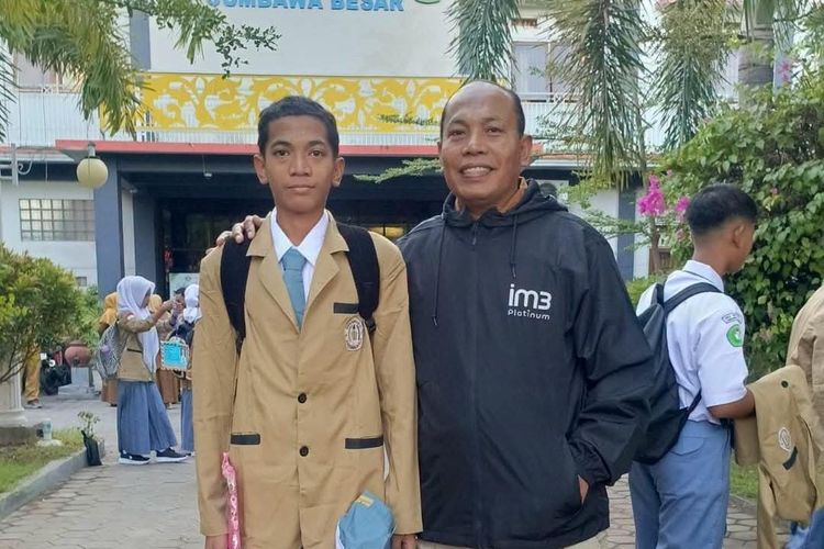 Rela Bersiap dari Subuh, Cerita Zainuddin Bangga Antar Anaknya Masuk Sekolah Favorit