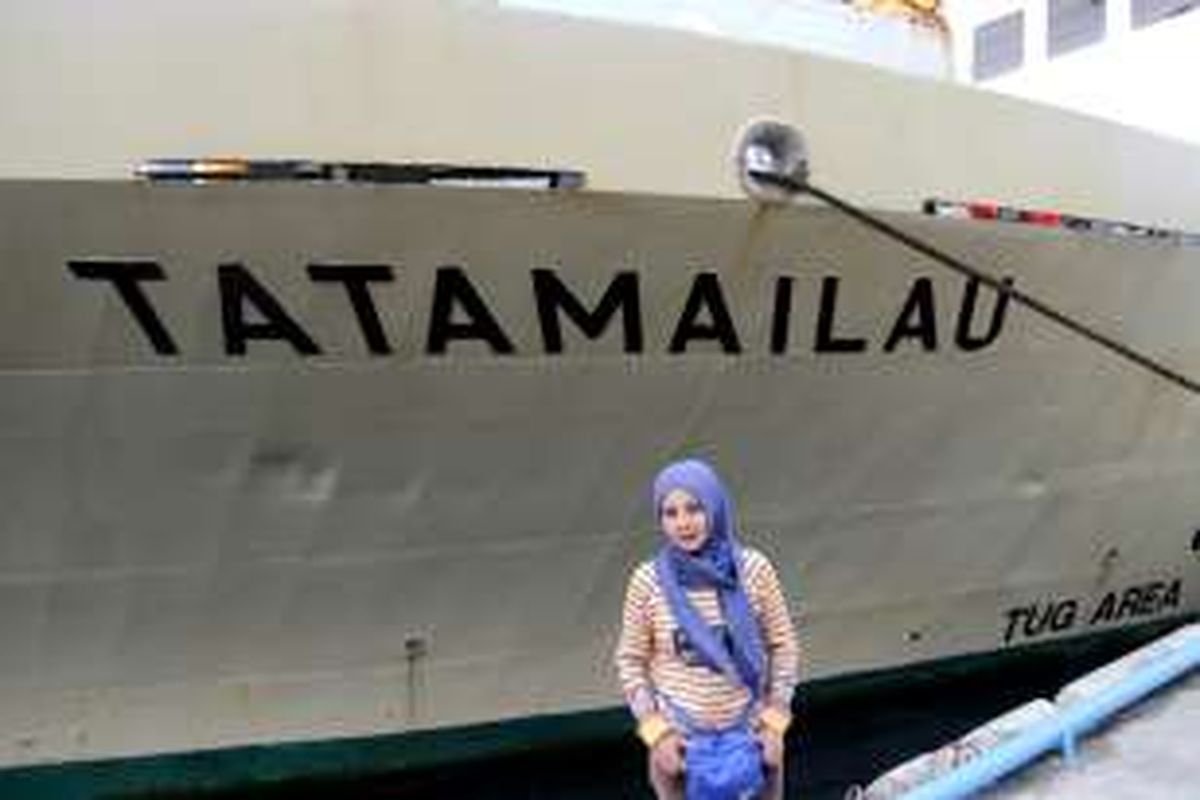 Demi ke Raja Ampat, Sri Endah Setiawati (39) pergi menggunakan kapal laut dari Surabaya menuju Sorong. Hal itu dilakukan lantaran memiliki trauma pergi menggunakan pesawat udara.  