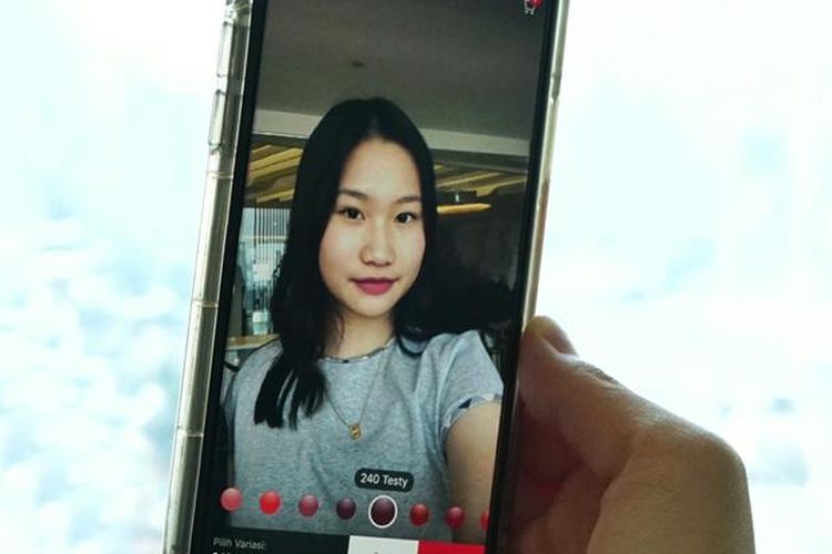 Aplikasi modiface dari LOreal untuk mencoba kosmetik secara virtual sebelum belanja online.