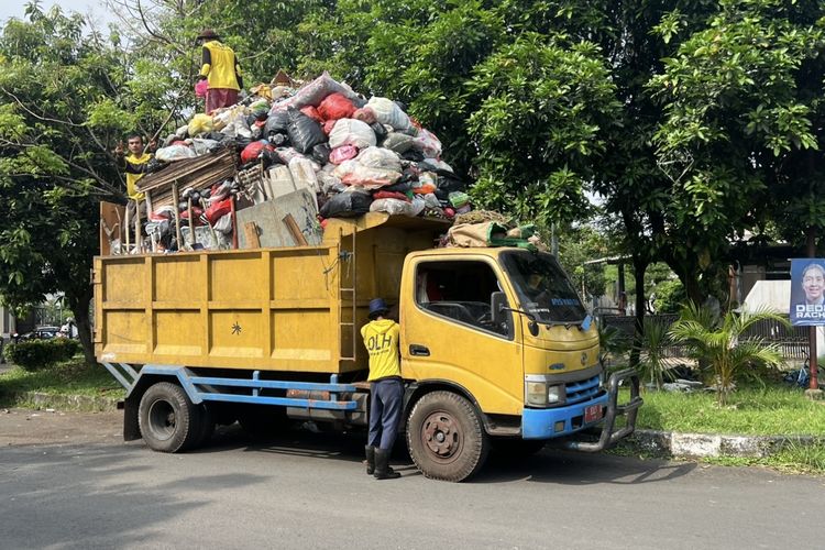 Sopir pengangkut sampah DLH Kota Bogor sudah kembali bekerja setelah melakukan aksi mogok kerja pada Rabu (22/5/2024).