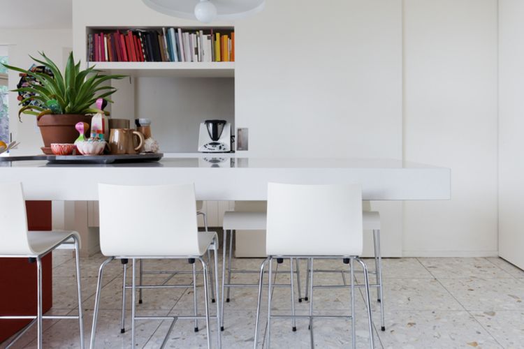 Your dining area should really be simple, but this does not imply it must be be 