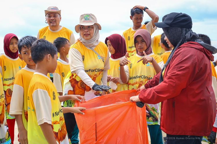 Aksi Bersih Pantai IKN, 202,7 Kilogram Sampah Berhasil Dikumpulkan