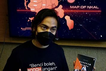 Semesta yang Modern dalam Novel J.S. Khairen