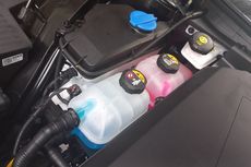 Periksa Radiator Coolant Mobil buat Persiapan Mudik