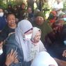 Tangis Kartini Pecah Saat Jenazah Anak Angkatnya yang Tewas Dianiaya Dimakamkan
