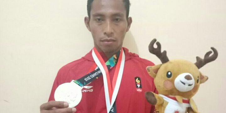 Arpan, atlet dayung asal Karawang yang berhasil raih medali perak dan perunggu.